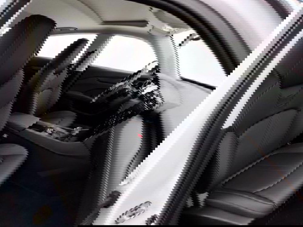 Dongfeng Shine  nuova a Como (3)