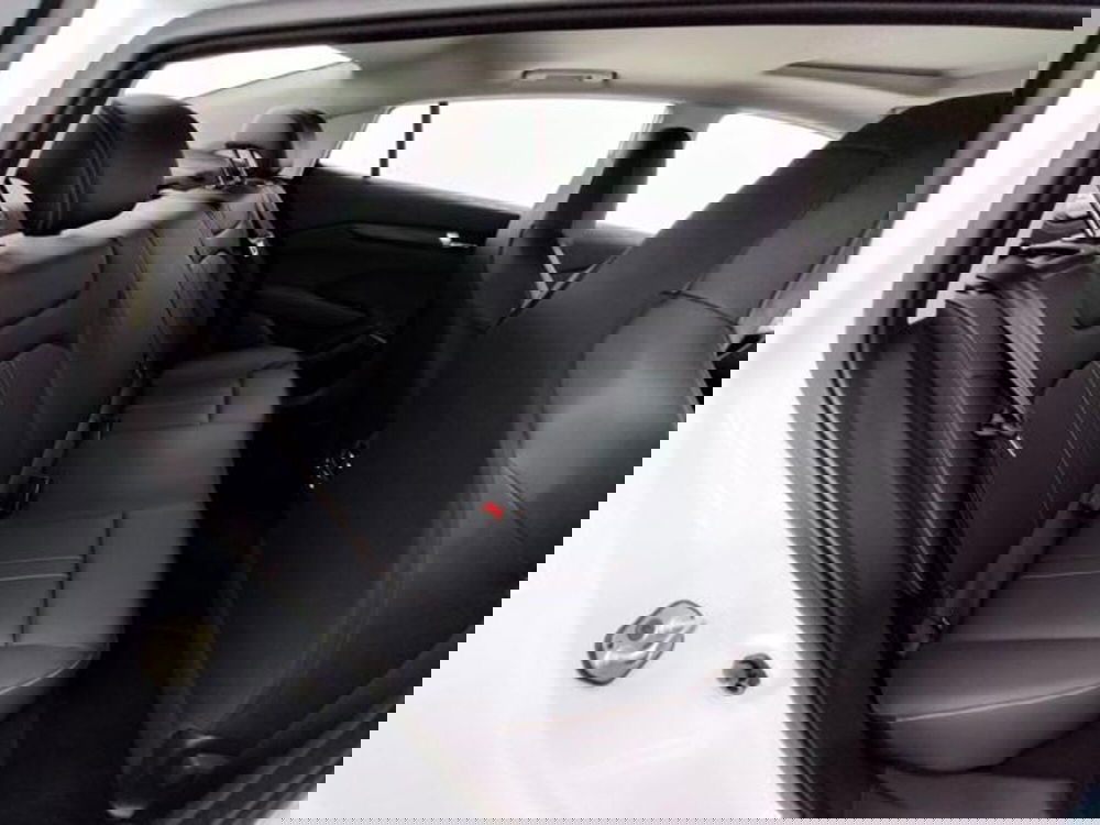 Dongfeng Shine  nuova a Como (5)