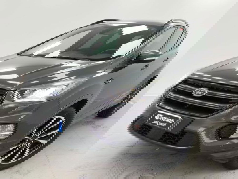 Ford Kuga usata a Como