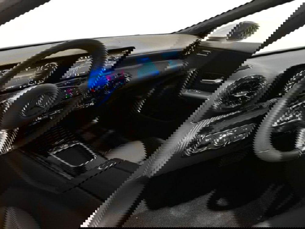 Mercedes-Benz Classe A Sedan nuova a Bologna (11)