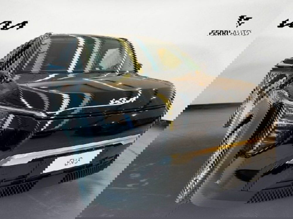 Kia EV3 nuova a Udine (3)