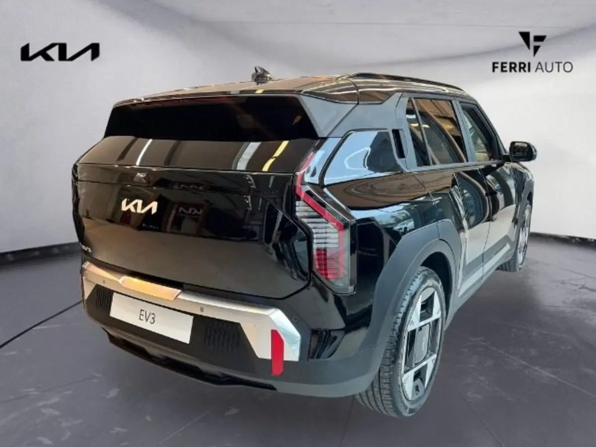 Kia EV3 nuova a Udine (5)