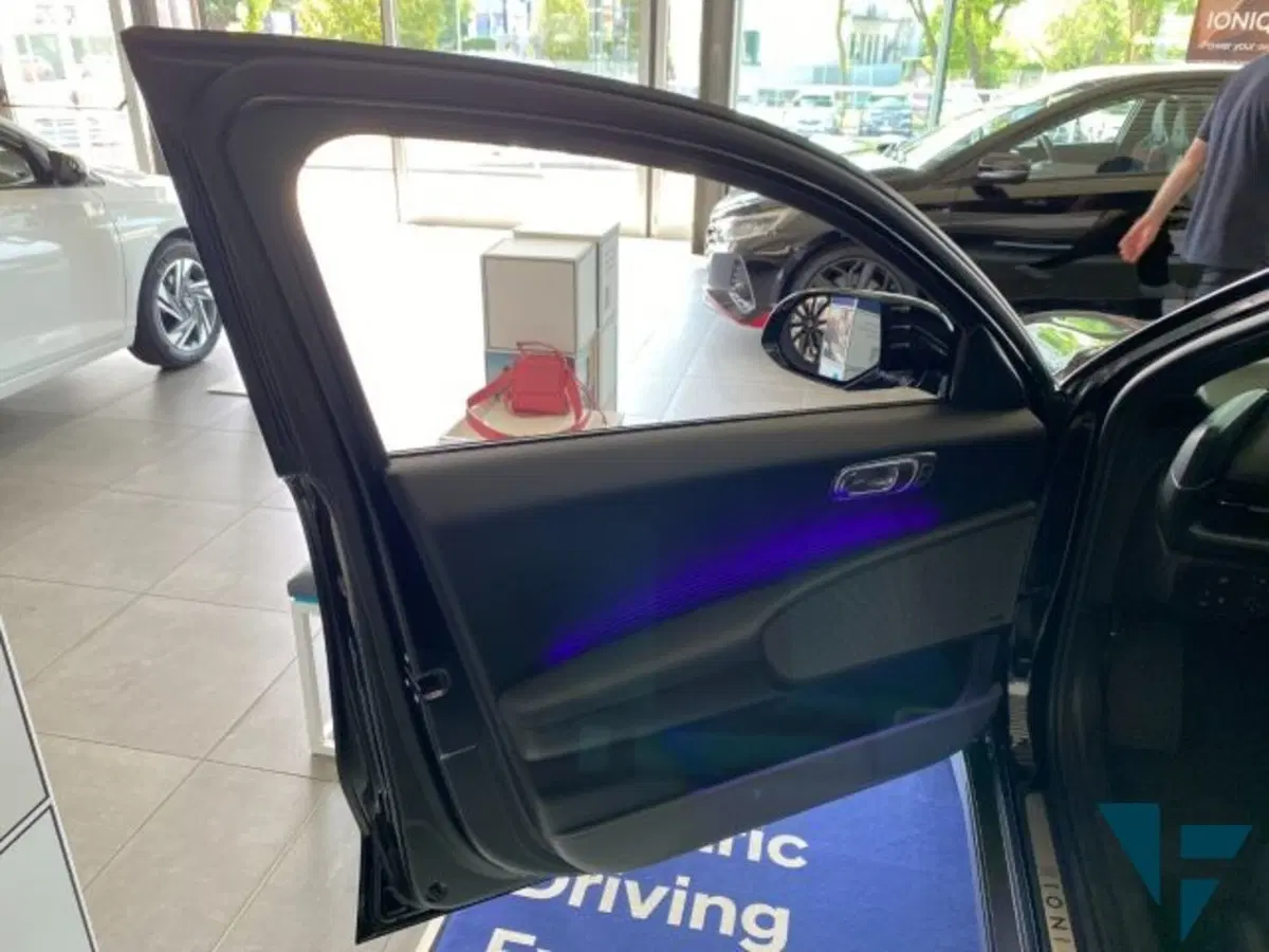 Hyundai Ioniq 5 nuova a Udine (17)