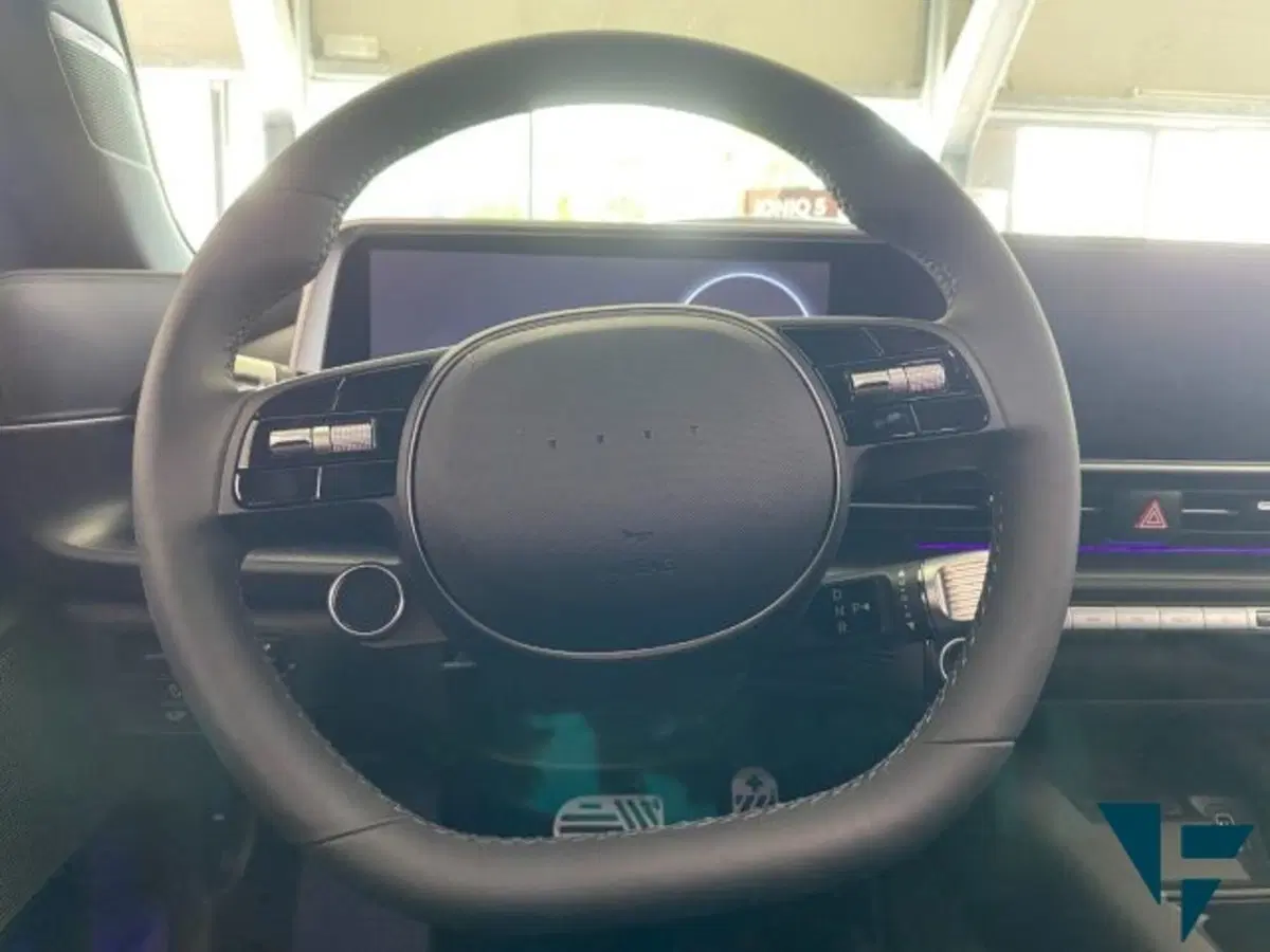 Hyundai Ioniq 5 nuova a Udine (11)