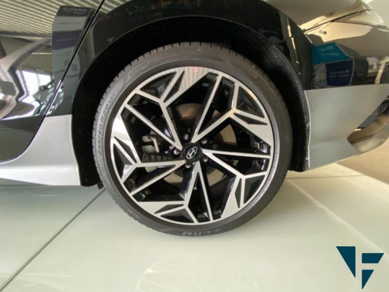 Hyundai Ioniq 5 nuova a Udine (18)