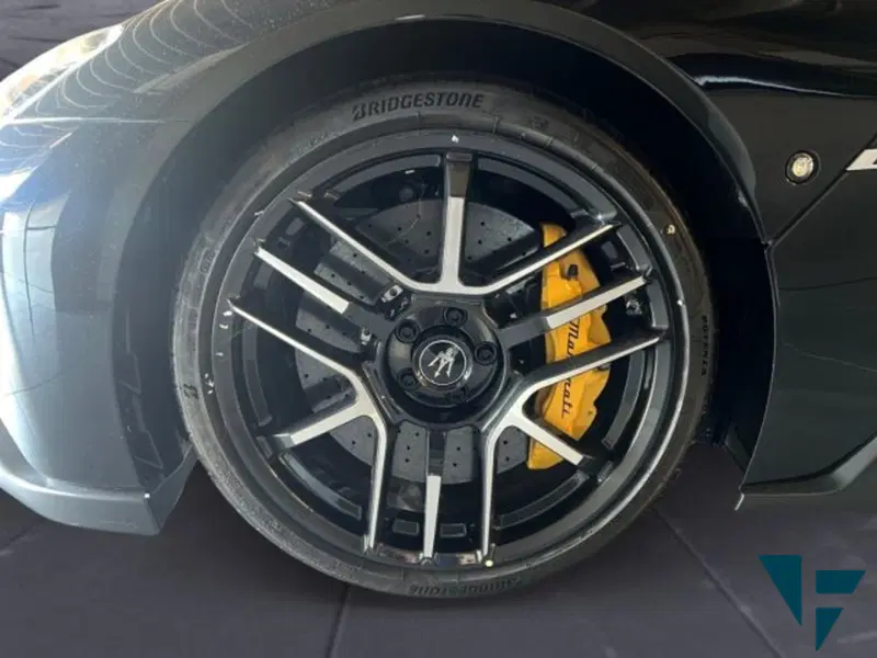 Maserati MC20 nuova a Udine (16)