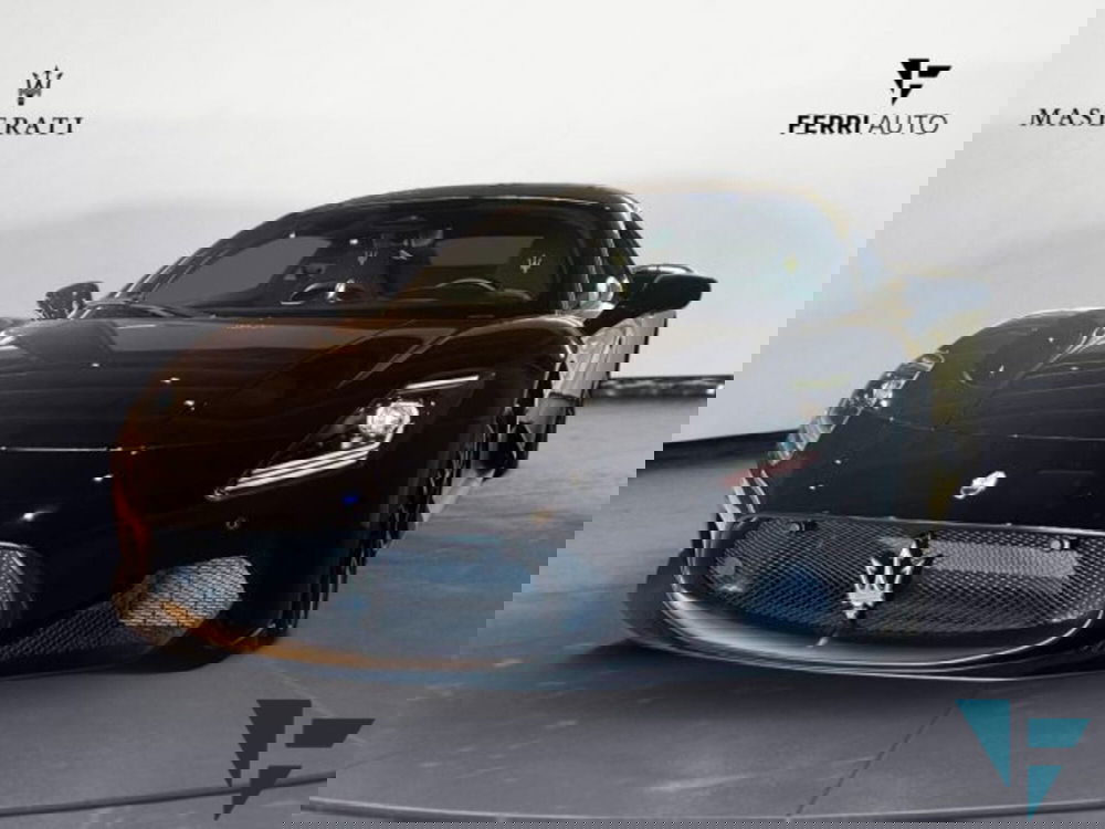 Maserati MC20 nuova a Udine (2)