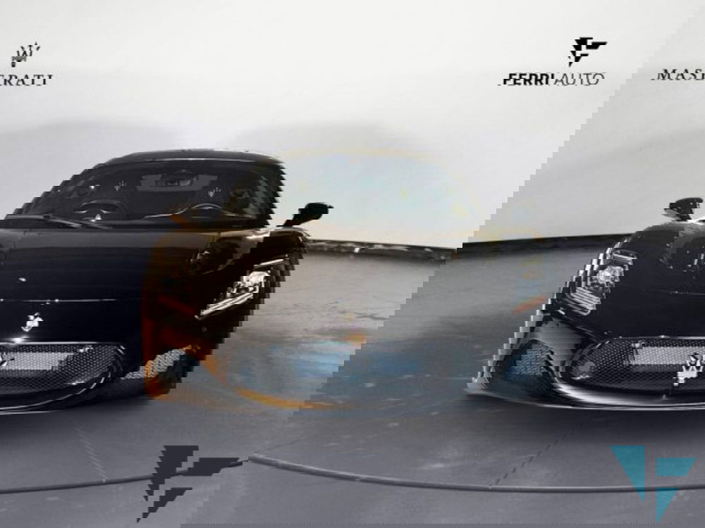 Maserati MC20 nuova a Udine (3)