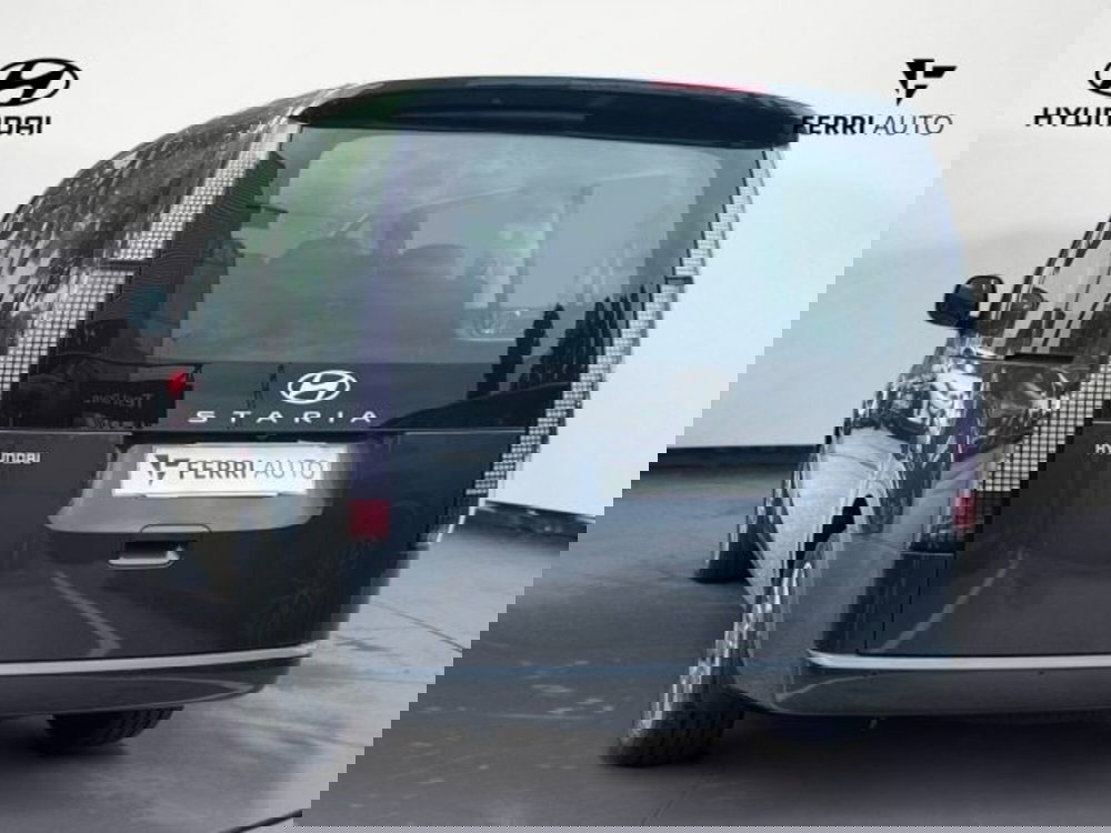 Hyundai Staria nuova a Udine (2)