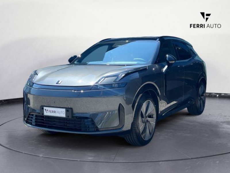 Lynk & Co 08 nuova a Udine