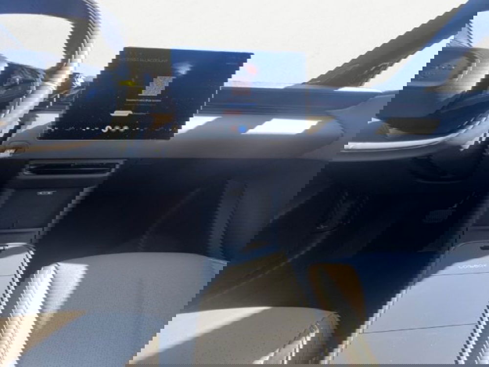 Lynk & Co 02 nuova a Udine (10)