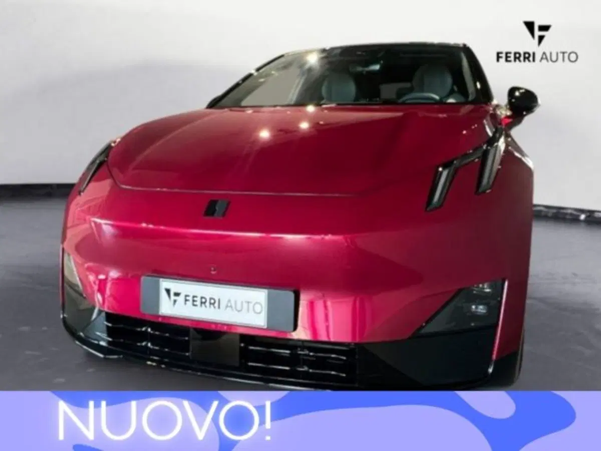 Lynk & Co 02 nuova a Udine
