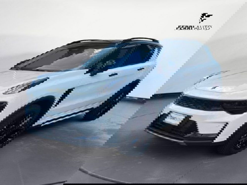 Lynk & Co 01 nuova a Udine