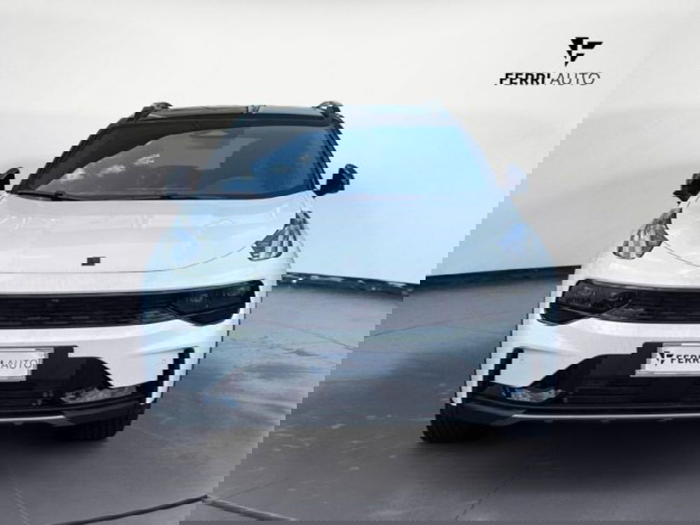 Lynk & Co 01 nuova a Udine (2)