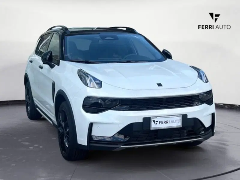 Lynk & Co 01 nuova a Udine (3)