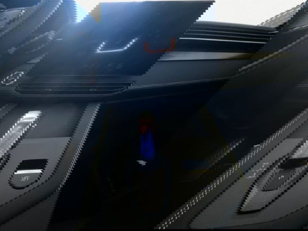 Lynk & Co 01 nuova a Udine (6)