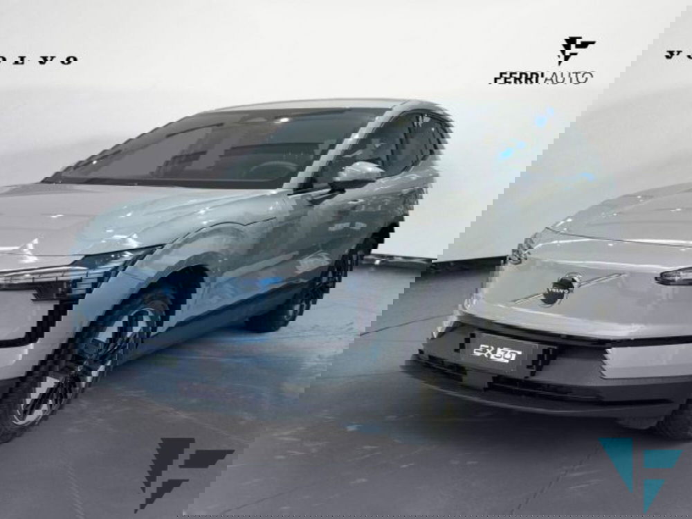 Volvo EX30 nuova a Udine (2)