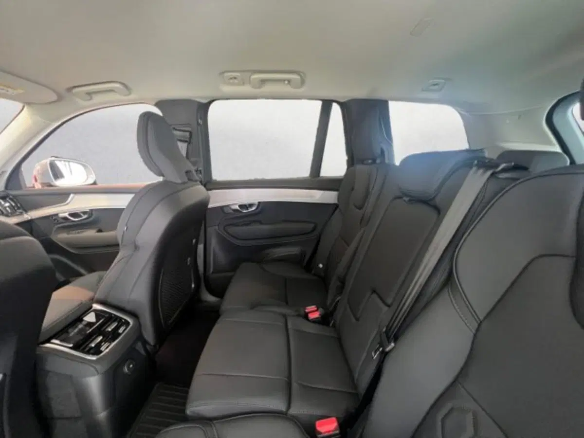 Volvo XC90 nuova a Udine (8)