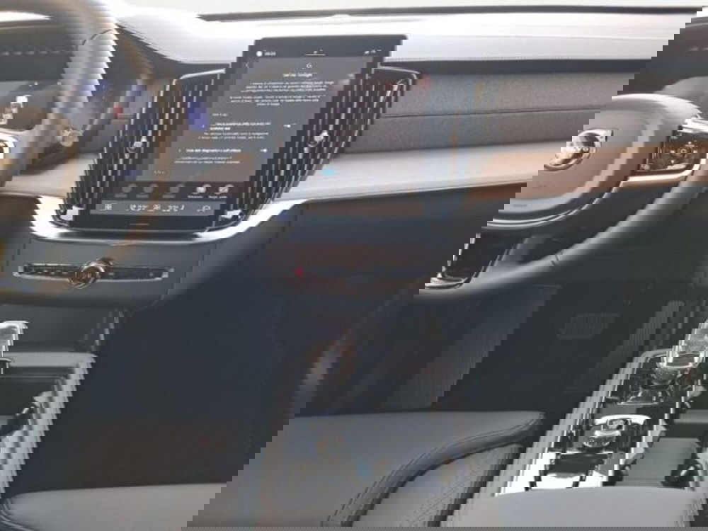 Volvo XC90 nuova a Udine (12)