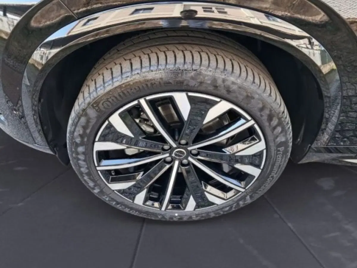 Volvo XC90 nuova a Udine (14)