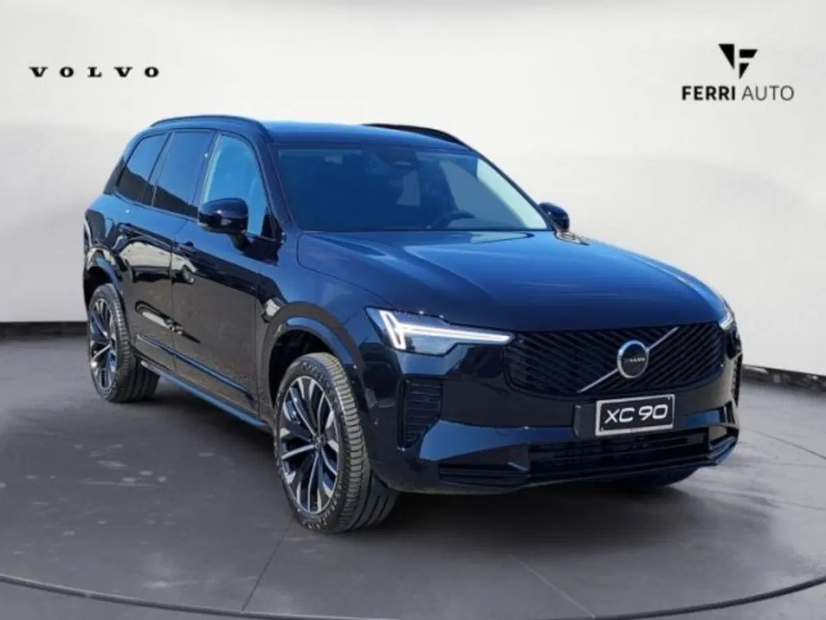 Volvo XC90 nuova a Udine (3)