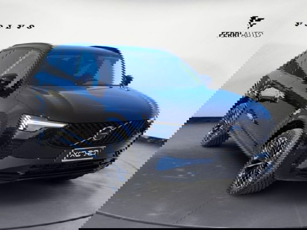 Volvo XC90 nuova a Udine (3)