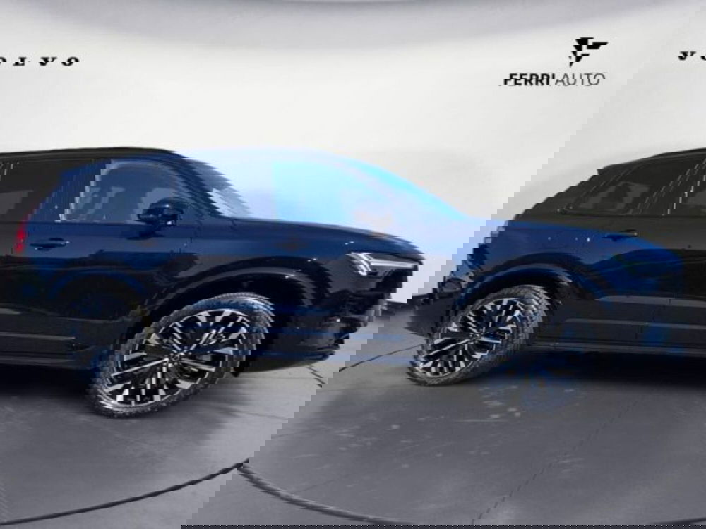 Volvo XC90 nuova a Udine (4)