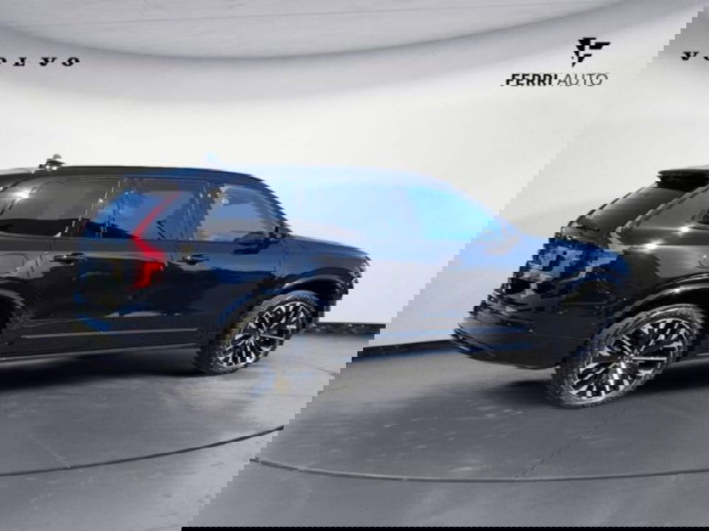 Volvo XC90 nuova a Udine (6)