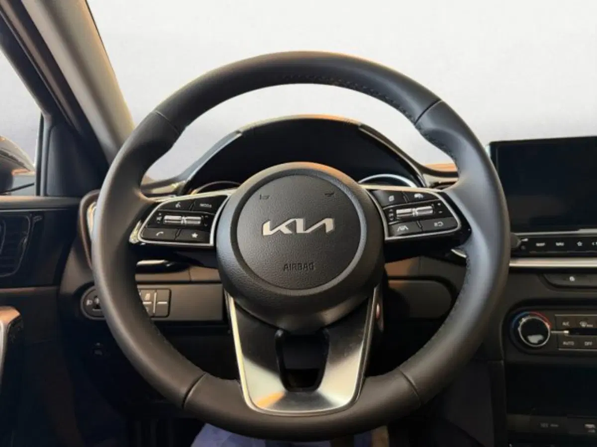 Kia XCeed nuova a Udine (8)