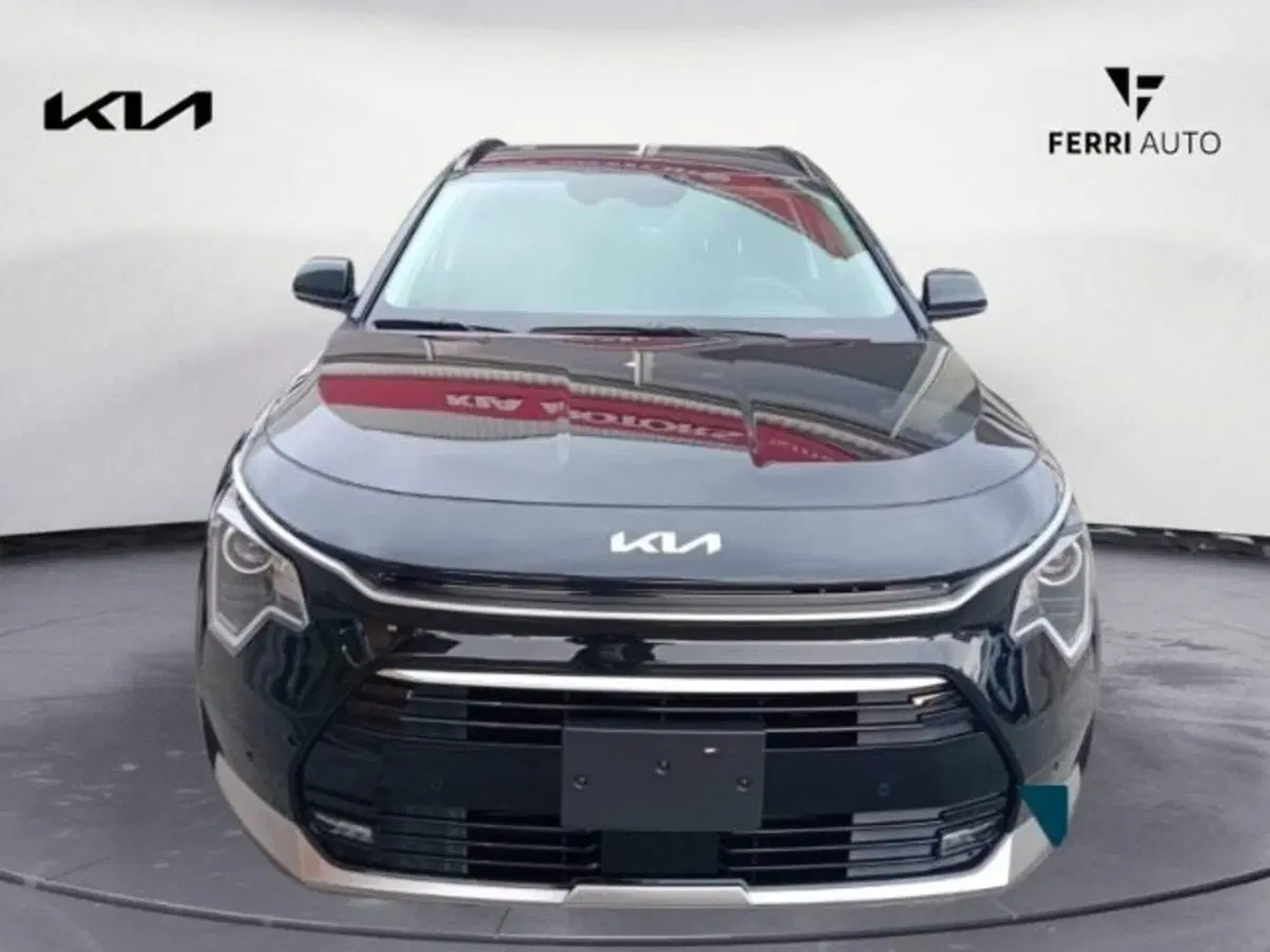 Kia Niro nuova a Udine (2)