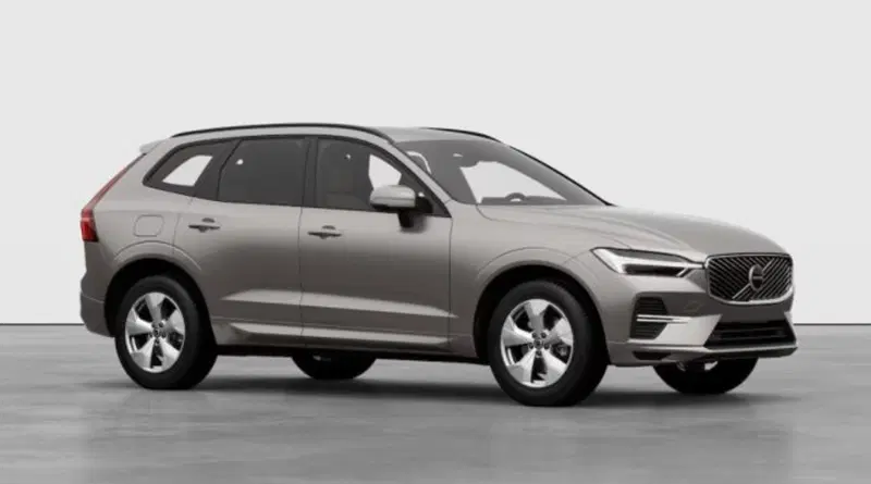 Volvo XC60 nuova a Udine (2)