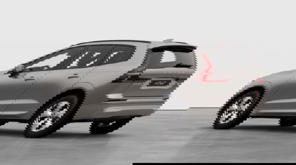 Volvo XC60 nuova a Udine (3)