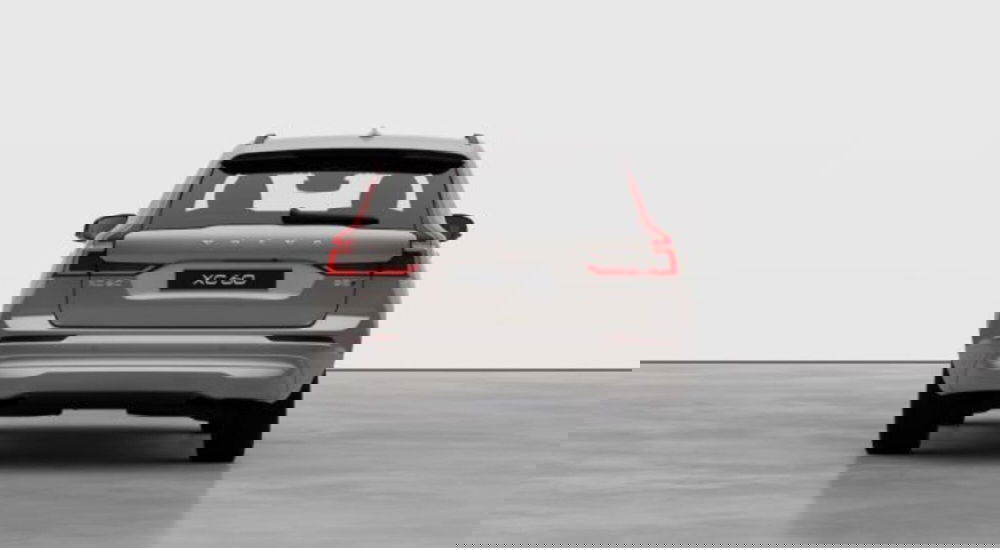 Volvo XC60 nuova a Udine (4)
