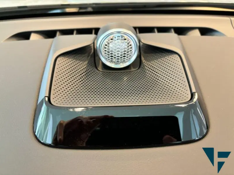 Volvo EX90 nuova a Udine (14)
