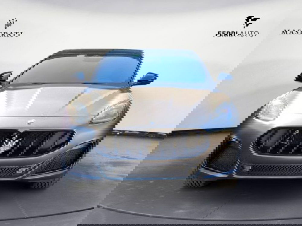 Maserati Grecale nuova a Udine (3)