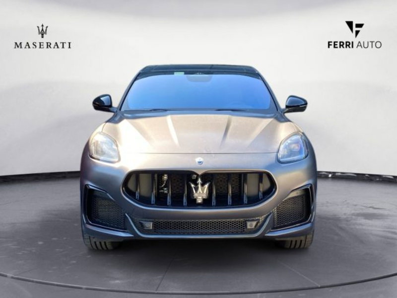 Maserati Grecale nuova a Udine (3)
