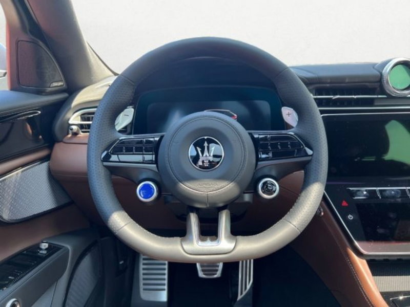 Maserati Grecale nuova a Udine (11)