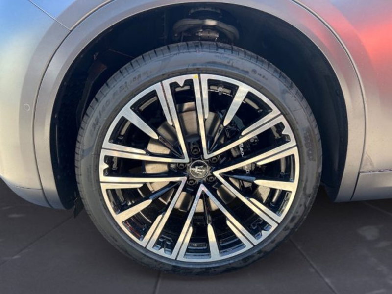 Maserati Grecale nuova a Udine (13)