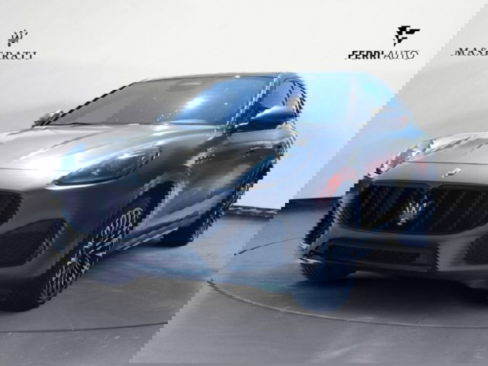 Maserati Grecale nuova a Udine (2)