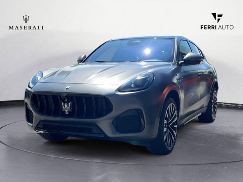 Maserati Grecale nuova a Udine (2)