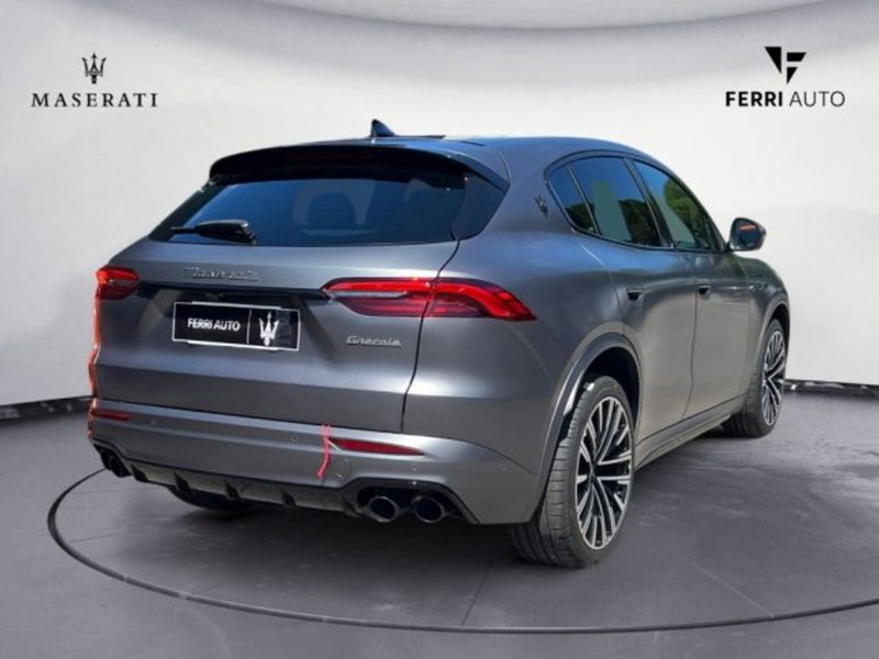 Maserati Grecale nuova a Udine (5)