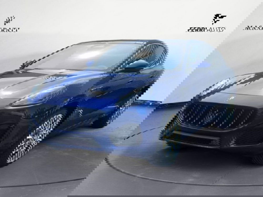 Maserati Grecale nuova a Udine (2)