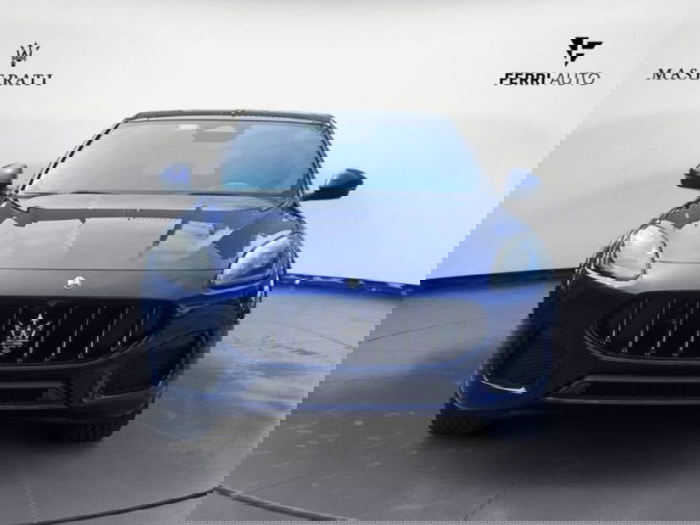 Maserati Grecale nuova a Udine (3)