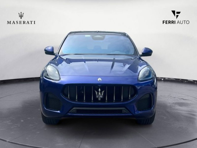 Maserati Grecale nuova a Udine (3)