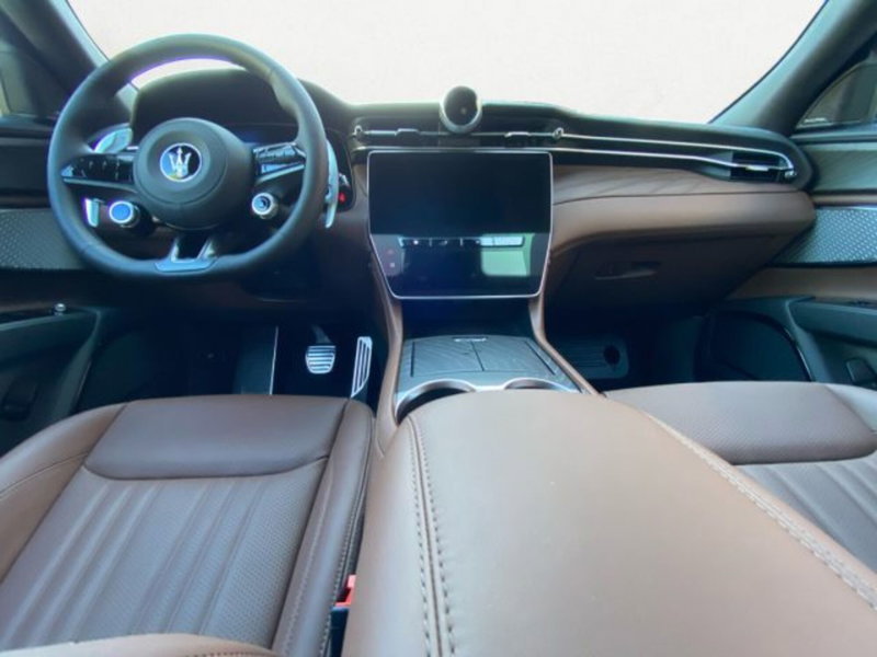 Maserati Grecale nuova a Udine (10)