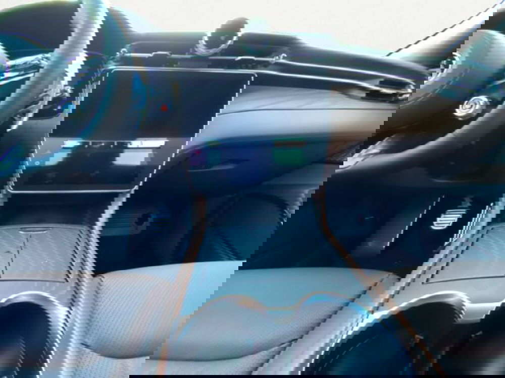 Maserati Grecale nuova a Udine (11)