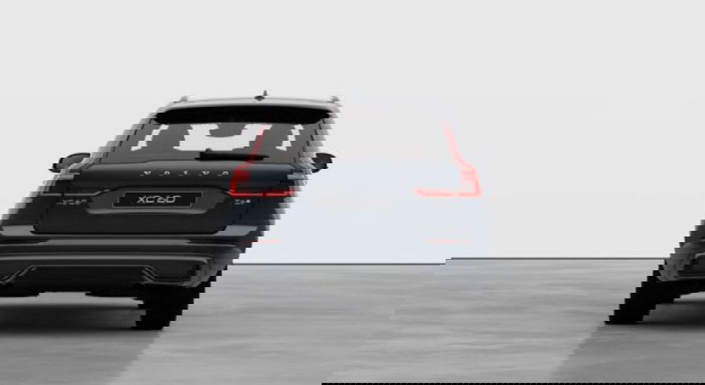 Volvo XC60 nuova a Udine (4)