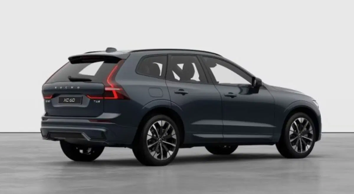 Volvo XC60 nuova a Udine (6)