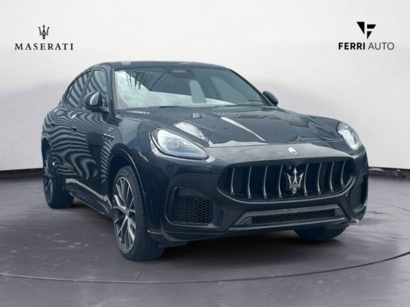 Maserati Grecale usata a Udine (4)