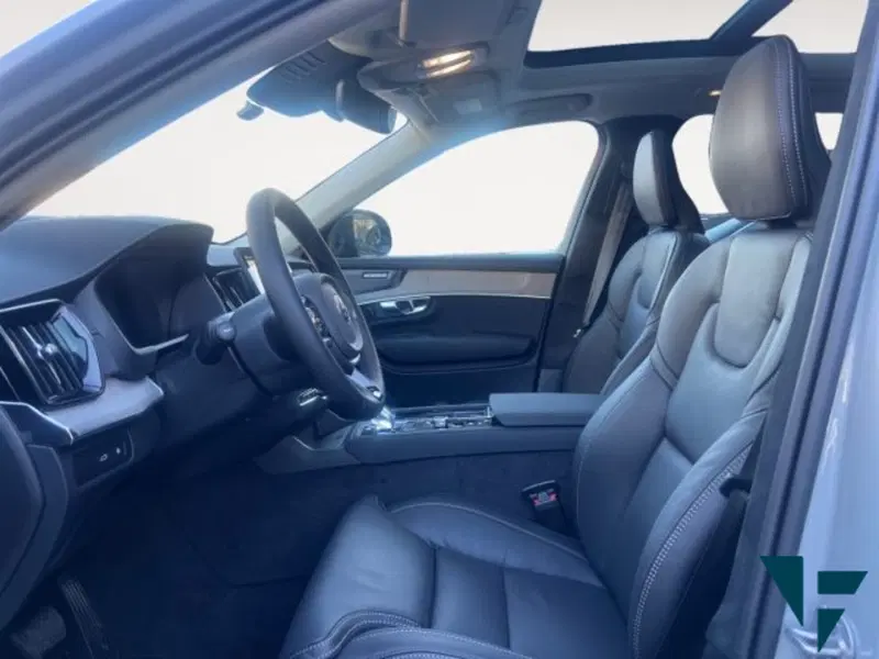 Volvo XC90 usata a Udine (4)